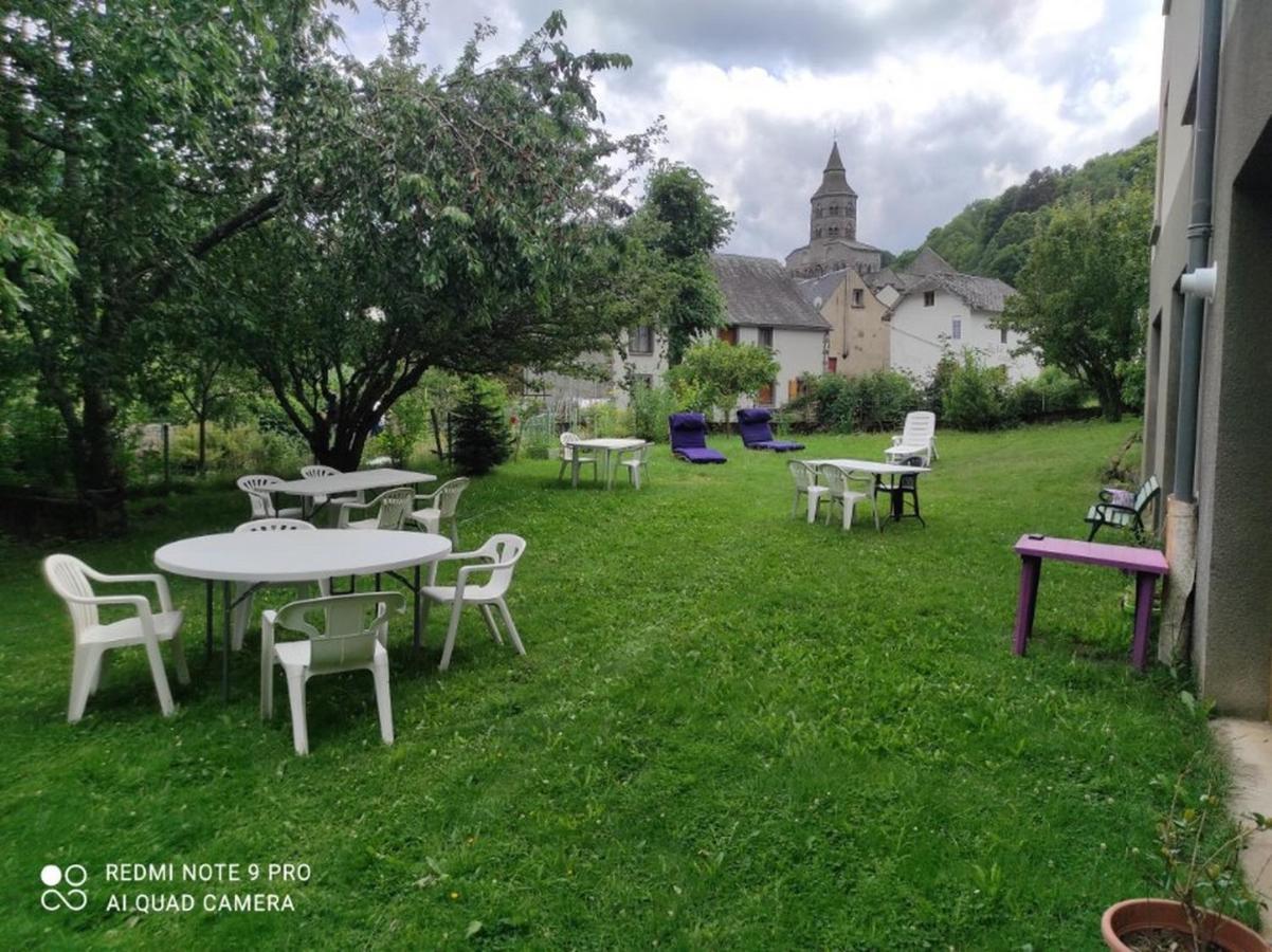 Rose, 4 Pers. Villa Saint Antoine, Orcival, Sancy Esterno foto